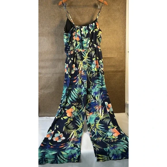 Love Tree floral spaghetti strap wide leg jumpsuit Romper Sz Small - Picture 4 of 7